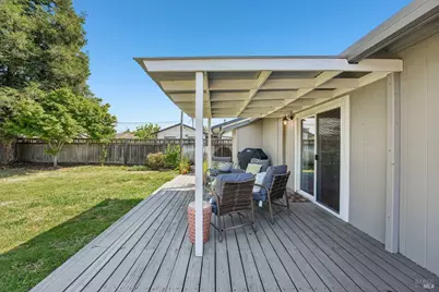 1295 Marian Way, Petaluma, CA 94954 - Photo 37