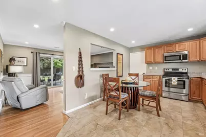 1295 Marian Way, Petaluma, CA 94954 - Photo 15