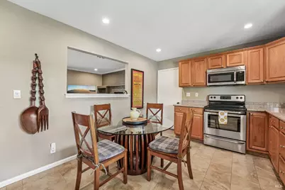 1295 Marian Way, Petaluma, CA 94954 - Photo 17
