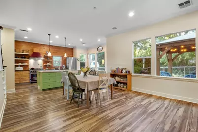 121 Zinfandel Court, Cloverdale, CA 95425 - Photo 9