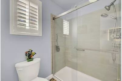 413 Crownpointe Circle, Vacaville, CA 95687 - Photo 59