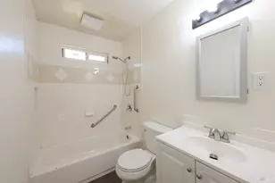 1642 Jennings Ave, Santa Rosa, CA 95401 - Photo 27