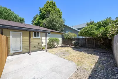 1642 Jennings Avenue, Santa Rosa, CA 95401 - Photo 31