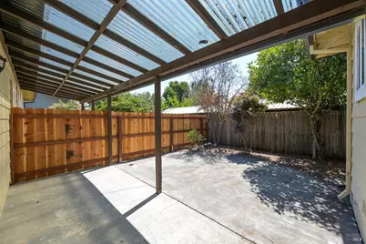 1642 Jennings Avenue, Santa Rosa, CA 95401 - Photo 13