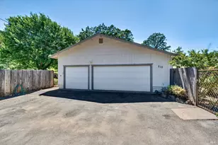 810 McNab Ranch Rd, Ukiah, CA 95482 - Photo 31