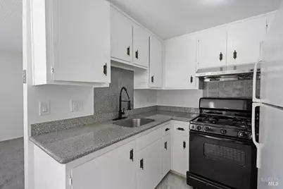 15 El Cerrito Court, Fairfield, CA 94533 - Photo 3