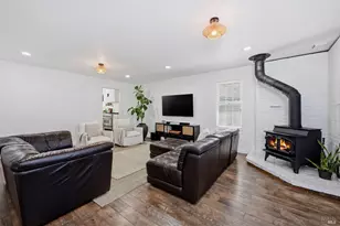 17217 Vailetti Dr, Sonoma, CA 95476 - Photo 7