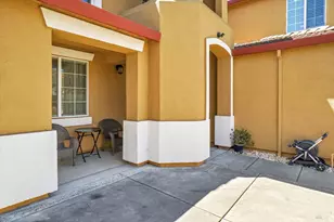 2187 Rasmussen Ct, Fairfield, CA 94533 - Photo 5