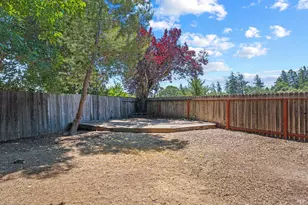 1037 Zephyr Cove Ct, Ukiah, CA 95482 - Photo 23