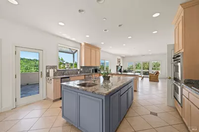 10 Deer Island Lane, Novato, CA 94945 - Photo 23