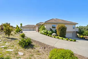 10 Deer Island Ln, Novato, CA 94945 - Photo 3