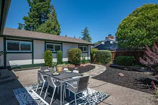 4 Mendocino Ln, Novato, CA 94947 - Photo 33