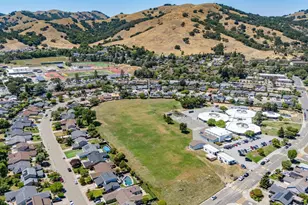 4 Mendocino Ln, Novato, CA 94947 - Photo 57