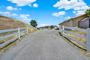 4049 N Kappel View Ln, Vacaville, CA 95688 - Photo 39