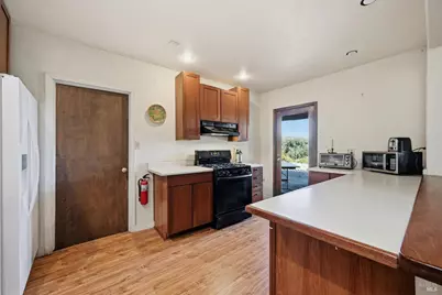 16945 Knollview Drive, Hidden Valley Lake, CA 95467 - Photo 17