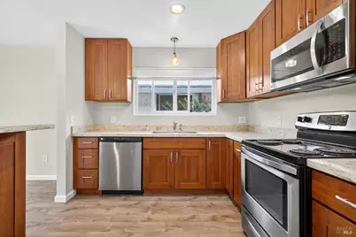 497 Sebastopol Avenue, Santa Rosa, CA 95401 - Photo 3