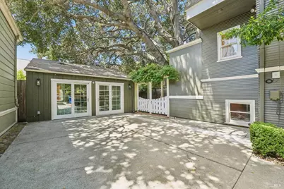 2064 Alameda Avenue, Alameda, CA 94501 - Photo 41