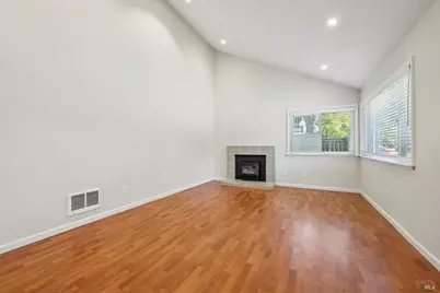 734 Racquet Club Circle, Rohnert Park, CA 94928 - Photo 5