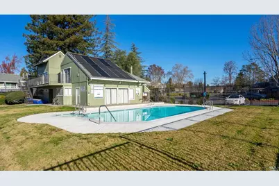 734 Racquet Club Circle, Rohnert Park, CA 94928 - Photo 35