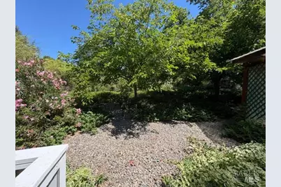 16756 Greenridge Road, Hidden Valley Lake, CA 95467 - Photo 29