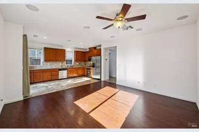248 Gavi Court, Vacaville, CA 95687 - Photo 5