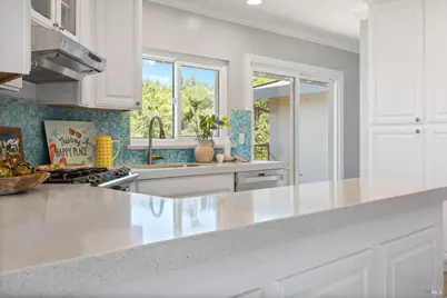 37 Truman Drive, Novato, CA 94947 - Photo 21