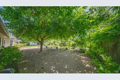 204 Paseo Arboles, Fairfield, CA 94534 - Photo 31