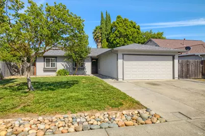 167 Quincy Court, Vacaville, CA 95687 - Photo 1