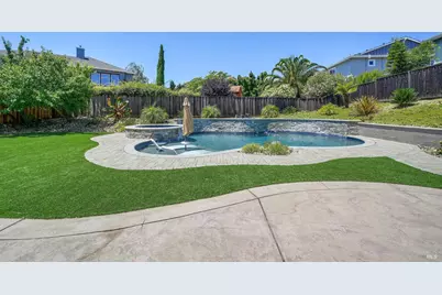486 McAllister Drive, Benicia, CA 94510 - Photo 5