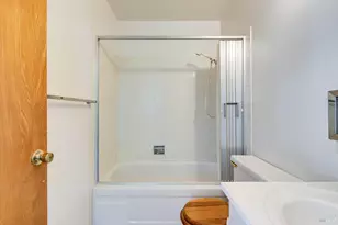 1298 W K St, Benicia, CA 94510 - Photo 33