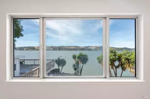 1298 W K St, Benicia, CA 94510 - Photo 25