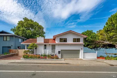 1298 W K Street, Benicia, CA 94510 - Photo 7
