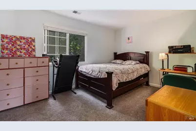 1506 Townview Avenue, Santa Rosa, CA 95405 - Photo 37