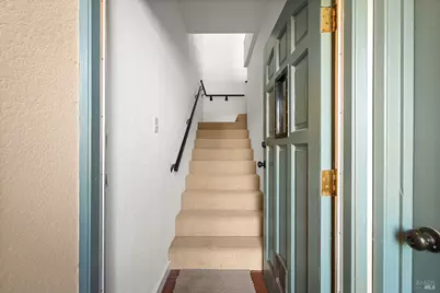 611 Hendley Street, Santa Rosa, CA 95404 - Photo 5
