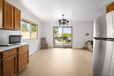 611 Hendley Street, Santa Rosa, CA 95404 - Photo 15