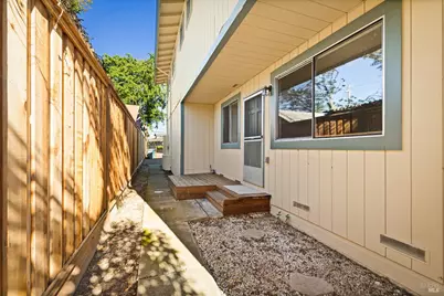 611 Hendley Street, Santa Rosa, CA 95404 - Photo 33