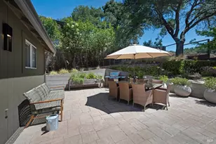 1100 Sunnyside Dr, Healdsburg, CA 95448 - Photo 23