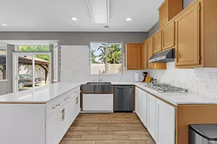 2874 Conifer Dr, Fairfield, CA 94533 - Photo 13