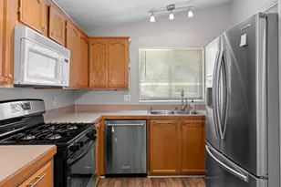 48 Goya Dr, Fairfield, CA 94534 - Photo 13