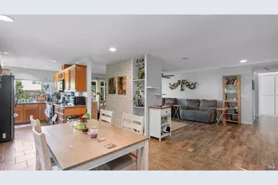 2974 Blackwell Court, Fairfield, CA 94533 - Photo 9