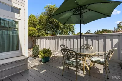 383 N Wildwood, Hercules, CA 94547 - Photo 33