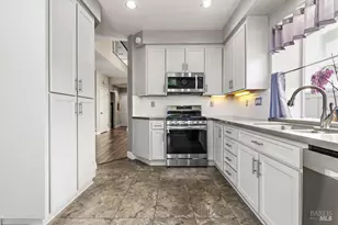 383 N Wildwood, Hercules, CA 94547 - Photo 17