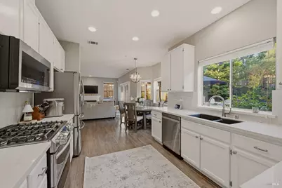 1203 Cayetano Drive, Napa, CA 94559 - Photo 3