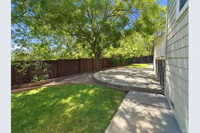 5690 Evening Way, Santa Rosa, CA 95409 - Photo 39