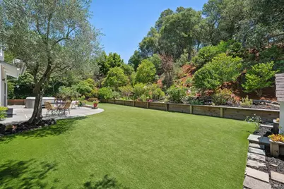 28 Castlewood Drive, San Rafael, CA 94901 - Photo 23