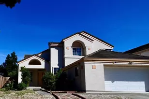 305 Mayfield Cir, Suisun City, CA 94585 - Photo 1