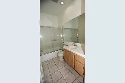 305 Mayfield Circle, Suisun City, CA 94585 - Photo 11