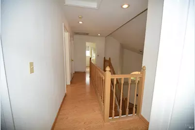 305 Mayfield Circle, Suisun City, CA 94585 - Photo 33
