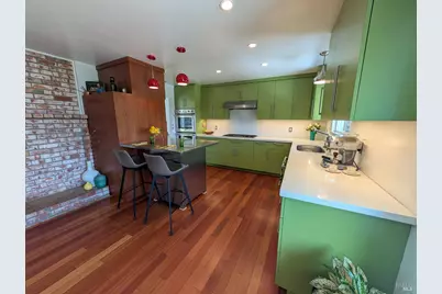 211 Hill Boulevard, Petaluma, CA 94952 - Photo 17