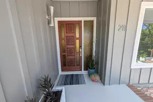 211 Hill Blvd, Petaluma, CA 94952 - Photo 7
